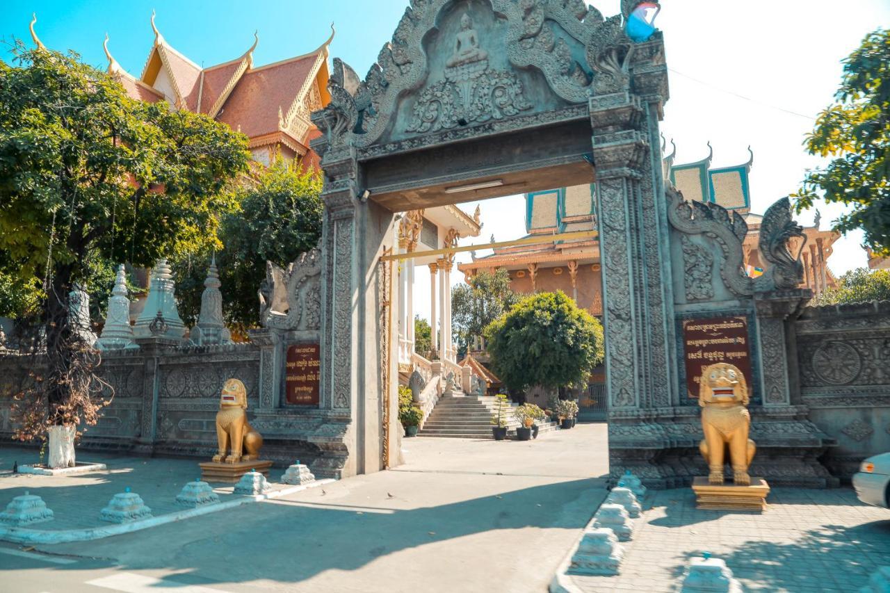 Stay Inn Hostel Phnom Penh Exterior photo